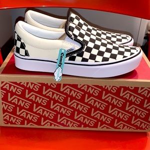 Checkerboard Vans (Comfycush)